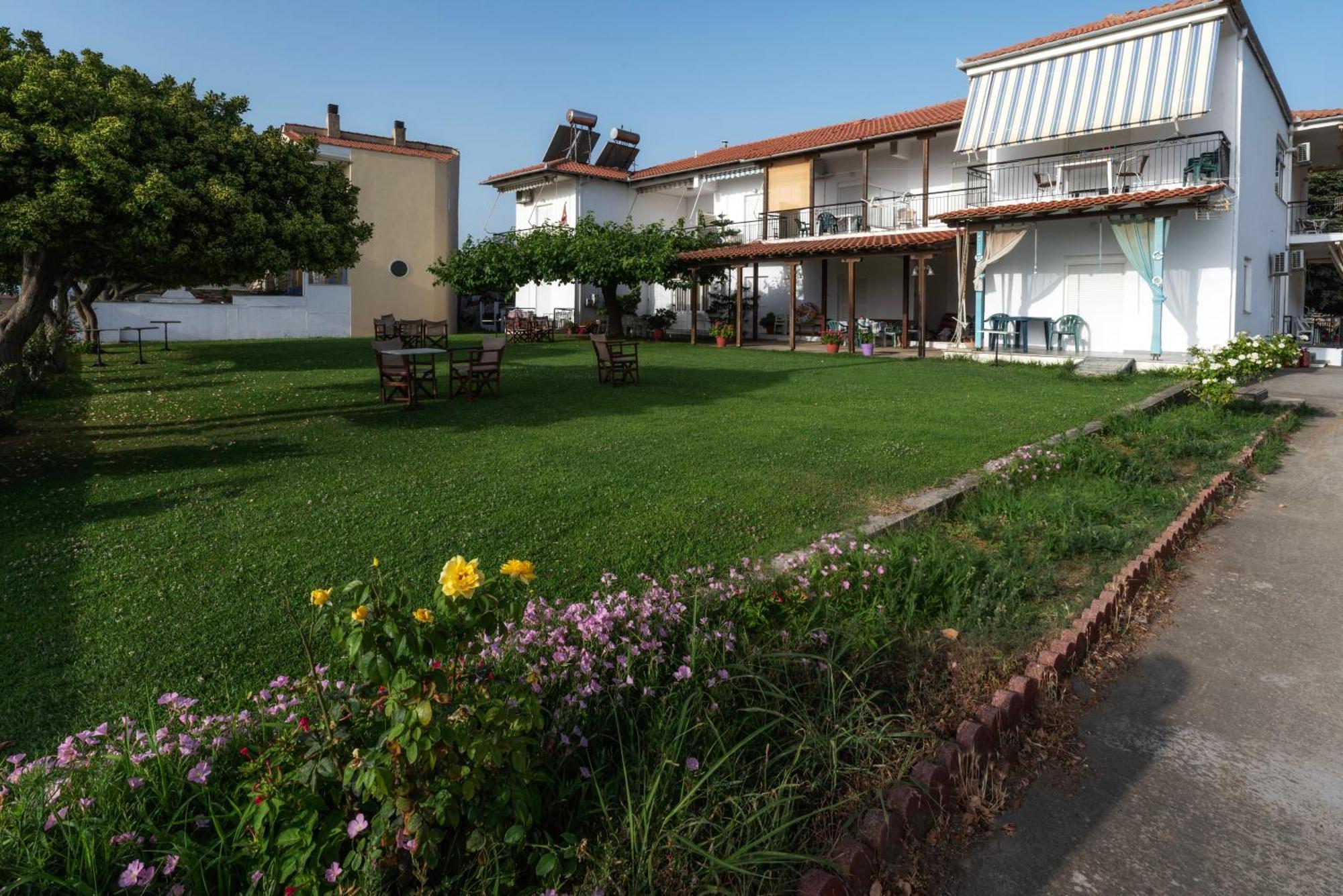Marilena Apartments Anastasiou Velika  Exterior photo