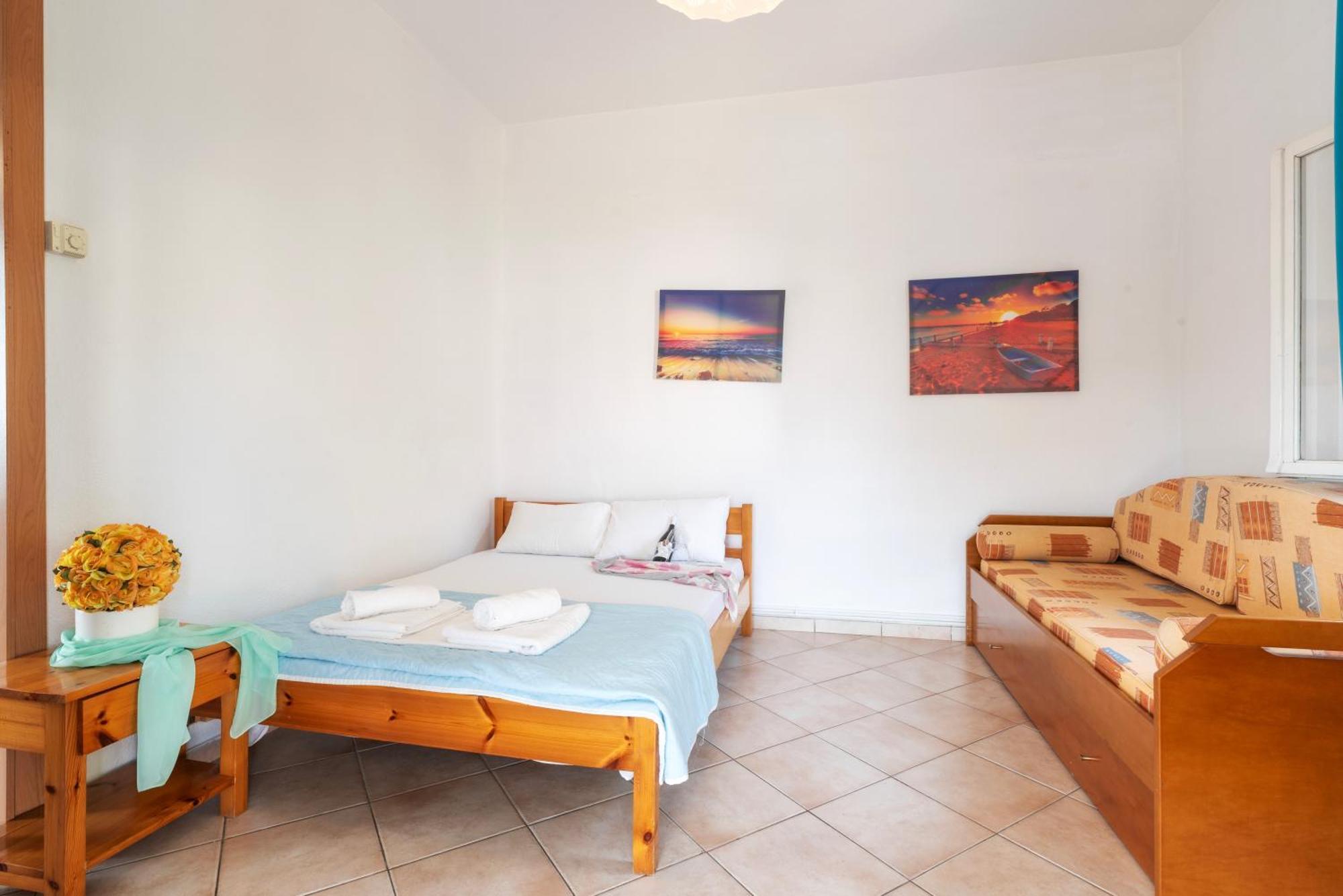 Marilena Apartments Anastasiou Velika  Exterior photo