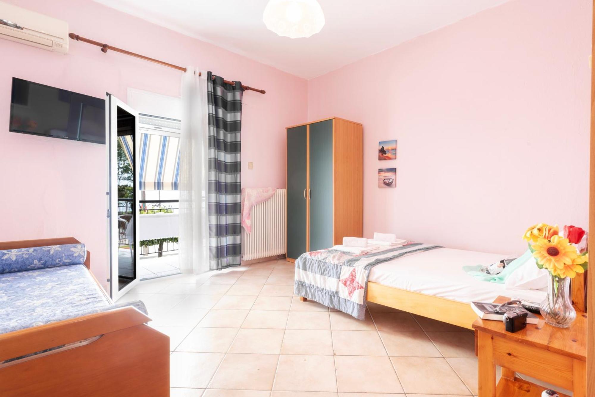 Marilena Apartments Anastasiou Velika  Exterior photo